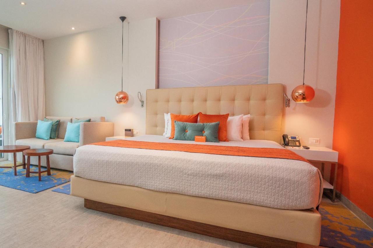 Nickelodeon Resort Punta Cana Exterior foto A room at the hotel
