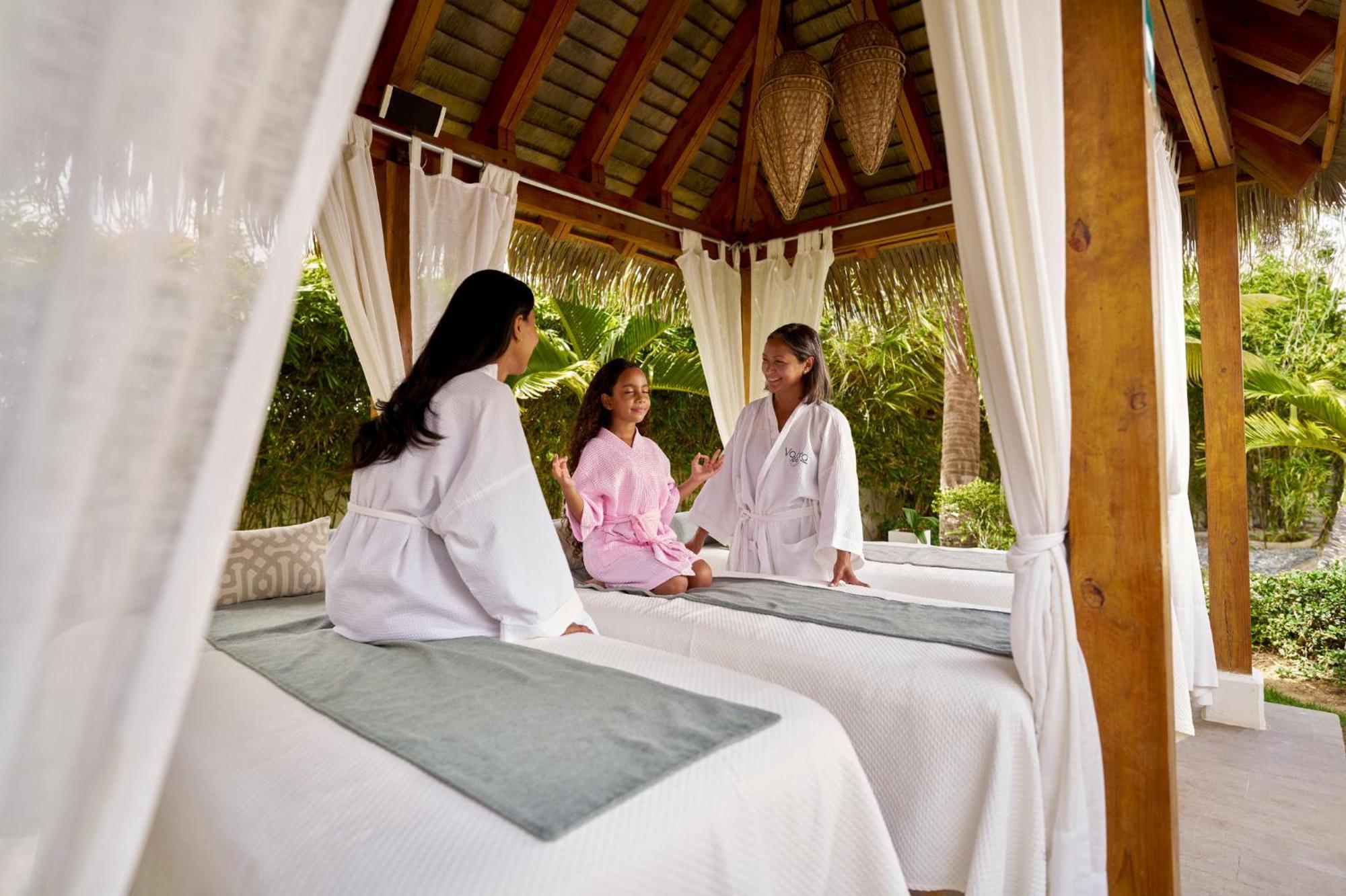 Nickelodeon Resort Punta Cana Exterior foto Spa at the Taj Bengal